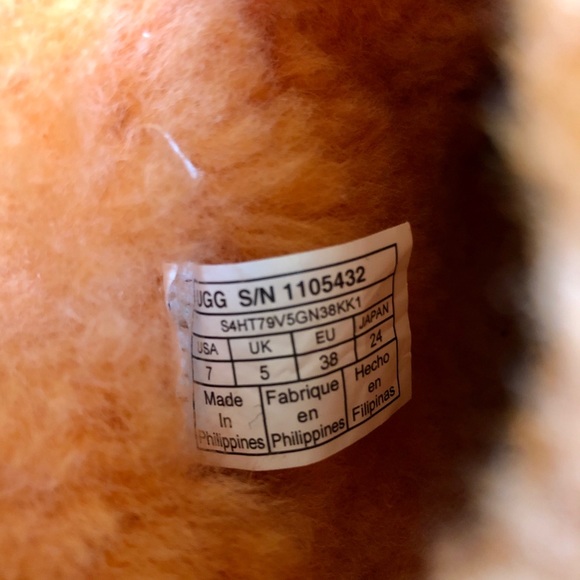 UGG Size 7 Mini Boot Graffiti UGG Orange/Tan/Brown - Picture 16 of 16